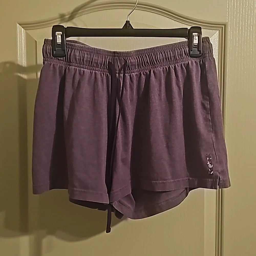 FREE W any purchase over $5 Reebok sz tag missing purple shorts see measurement - Picture 1 of 6